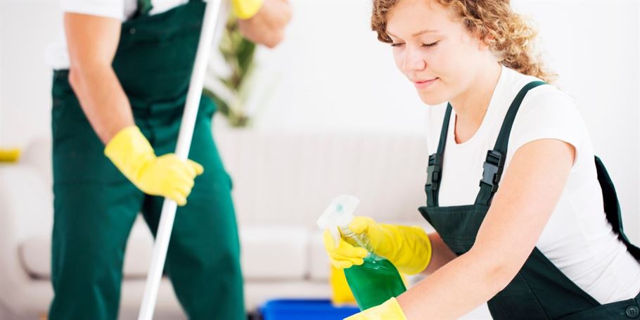 Professional cleaning service by Cleanie in action
